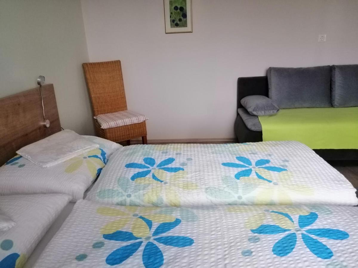 Campingblick-Gaestehaus-Ferienwohnungen Podersdorf am See Eksteriør billede